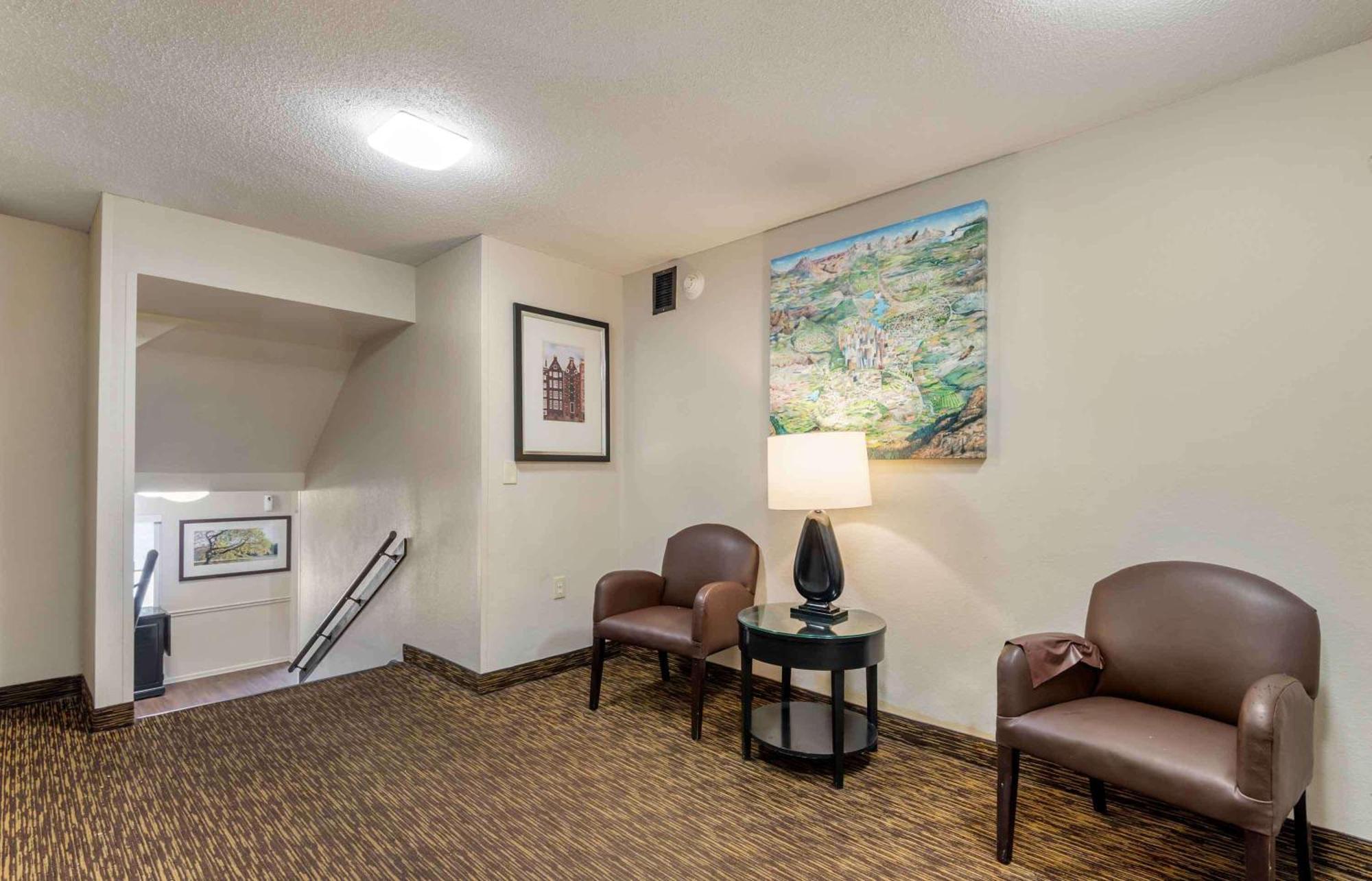 Extended Stay America Select Suites - Charlotte - Tyvola Rd - Executive Park Екстер'єр фото